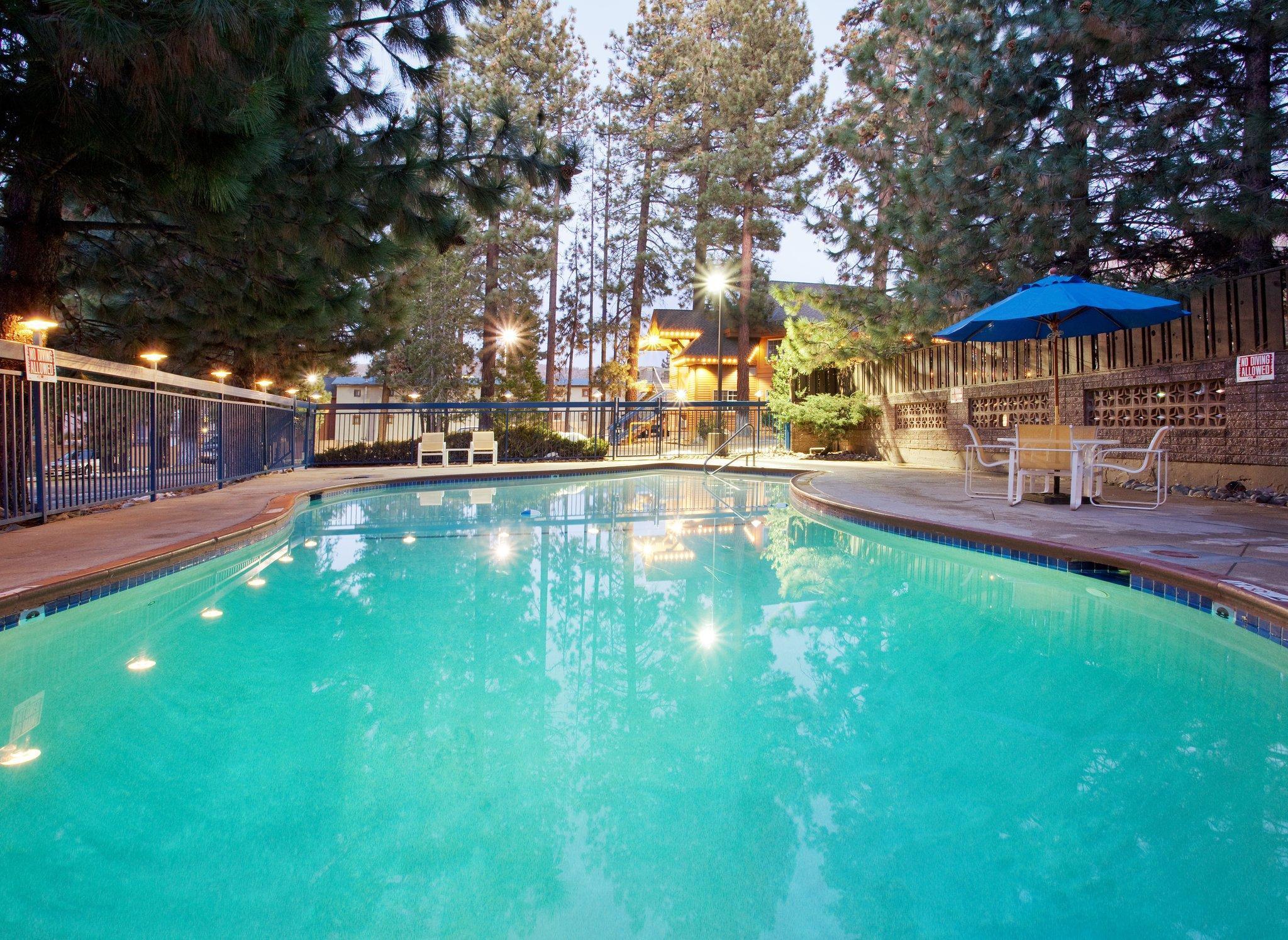 Holiday Inn Express South Lake Tahoe By Ihg Экстерьер фото