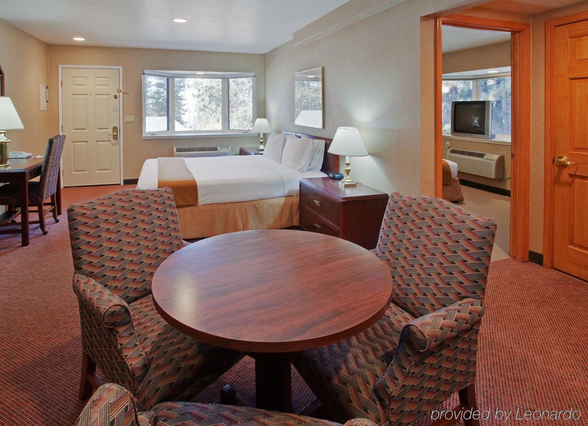 Holiday Inn Express South Lake Tahoe By Ihg Номер фото