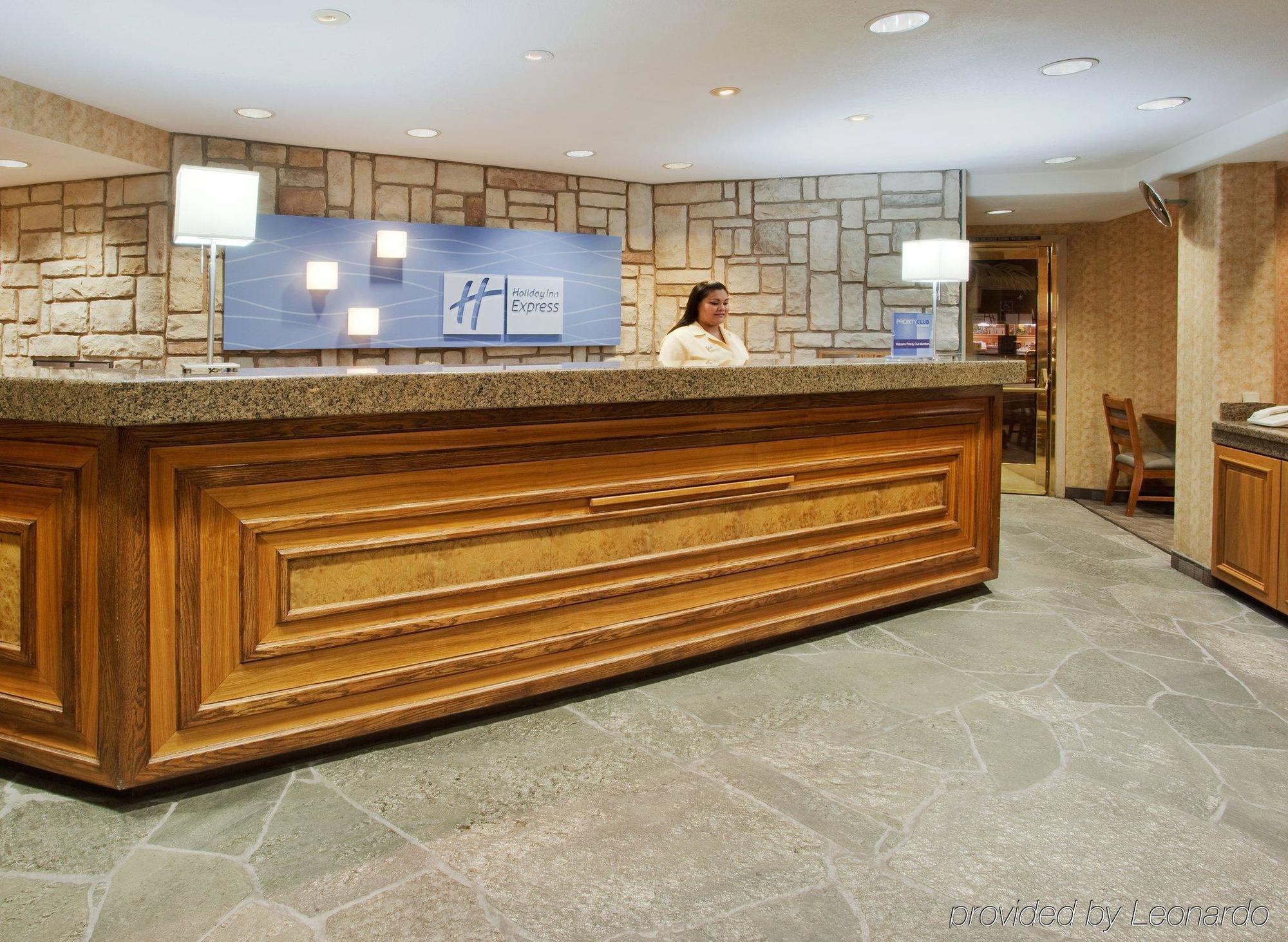 Holiday Inn Express South Lake Tahoe By Ihg Интерьер фото